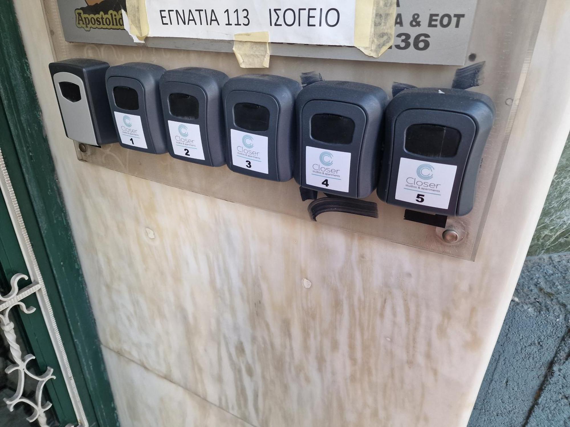Closer "Egnatia Apartment 4" เทสซาโลนิกิ ภายนอก รูปภาพ